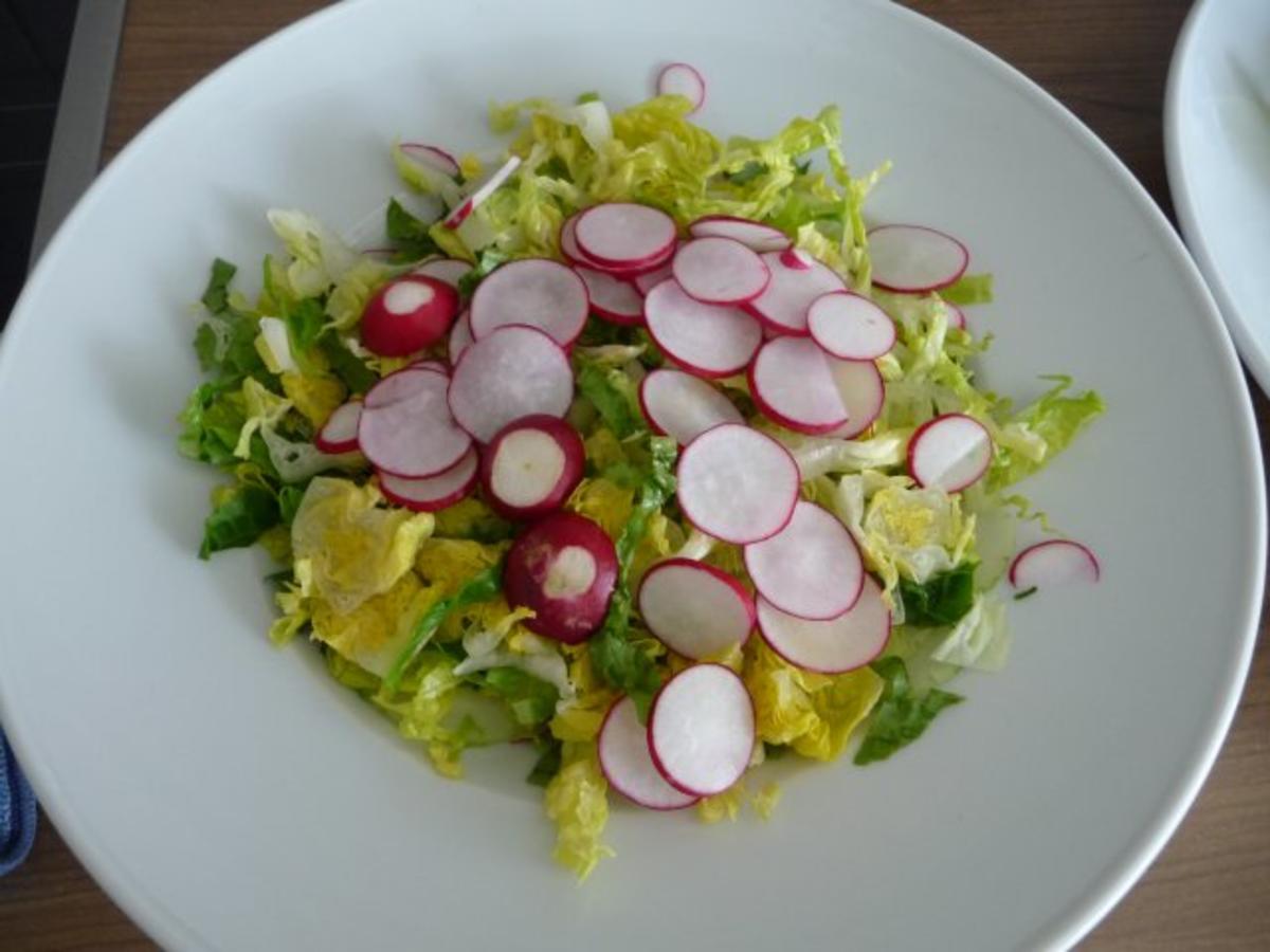 Salat : Großer Salatteller mit Wurstkraken - Rezept - Bild Nr. 23