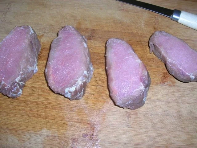 Wildschweinrücken in Kräutercrumble mit cremiger Polenta - Rezept - Bild Nr. 6