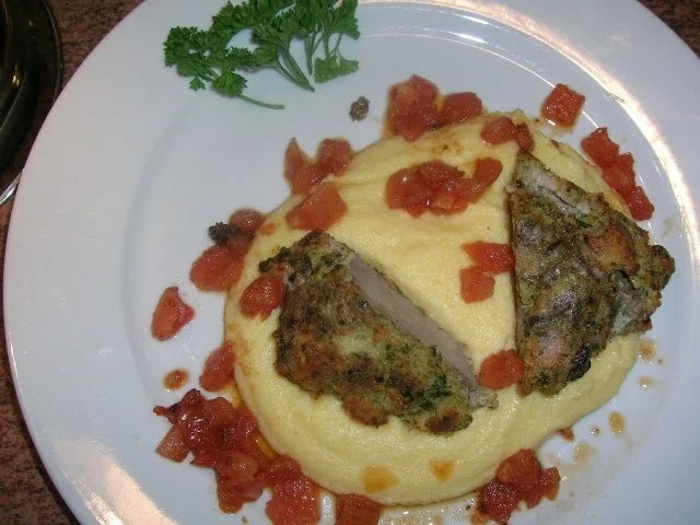 Wildschweinrücken in Kräutercrumble mit cremiger Polenta - Rezept - Bild Nr. 10