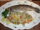 Forellen auf buntem Kräuter-Gemüsereis - Rezept