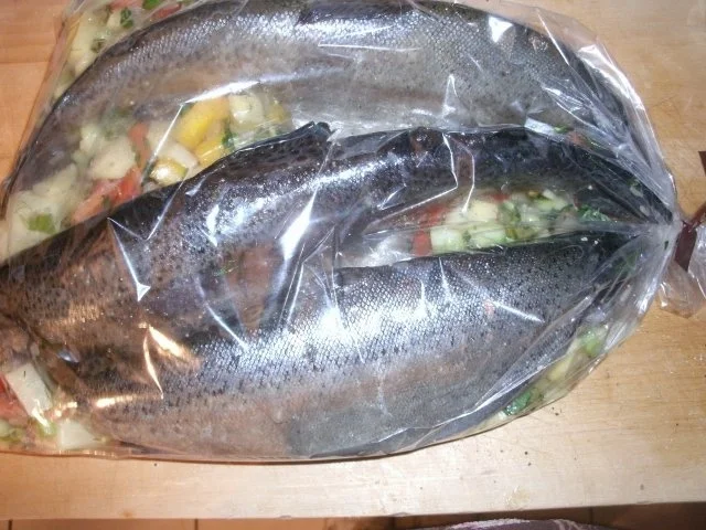 Forellen auf buntem Kräuter-Gemüsereis - Rezept - Bild Nr. 9