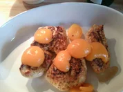 Überbackene Putenbrustfilets mit Aprikosen an Weißwein-Sahnesoße - Rezept