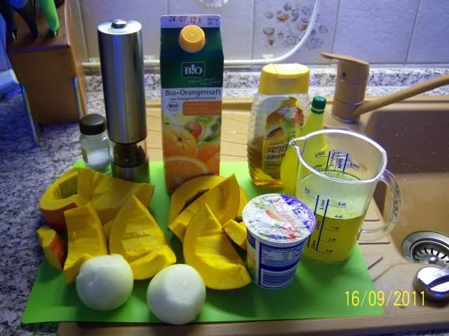 Rezept: Kürbissuppe Bild Nr. 2 Kürbissuppe - Rezept - Bild Nr. 2