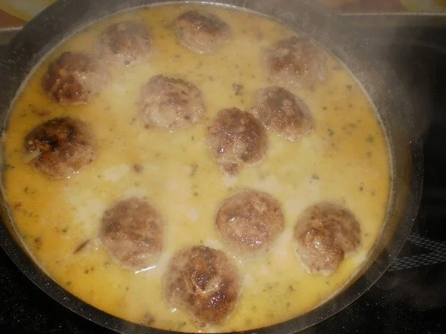 Nudeln mit Hackbällchen - Rezept - Bild Nr. 11