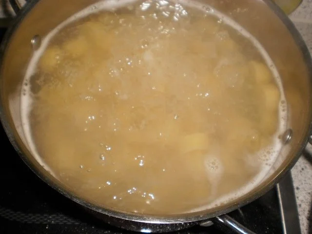 Nudeln mit Hackbällchen - Rezept - Bild Nr. 12