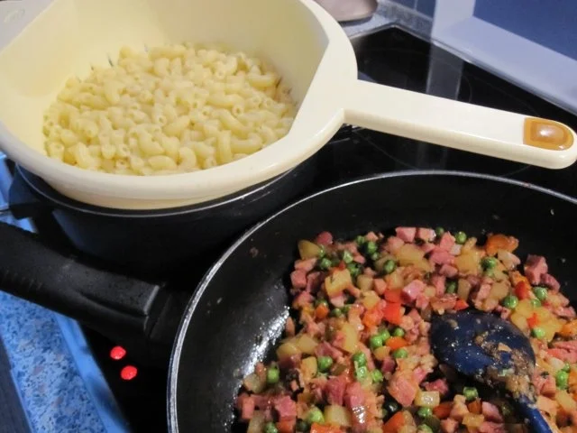 Bunte Schinken-Hörnchen-Pfanne - Rezept - Bild Nr. 11