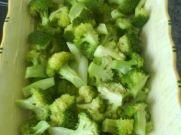 Rezept: Gratinierter Broccoli mit Schinkennudeln Bild Nr. 2 Gratinierter Broccoli mit Schinkennudeln - Rezept - Bild Nr. 2