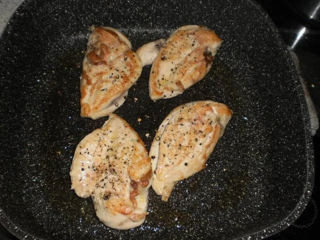 Rezept: Hähnchenfilet mit Pestokruste Bild Nr. 5 Hähnchenfilet mit Pestokruste - Rezept - Bild Nr. 5