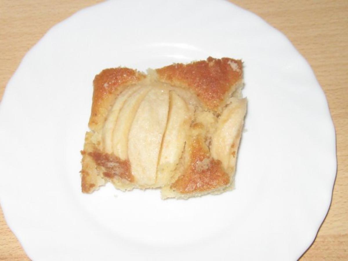 Apfelkuchen mit Marzipan - Rezept - Bild Nr. 2