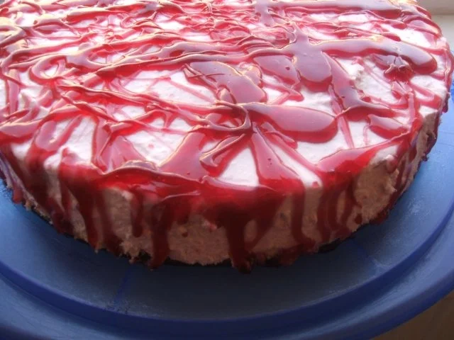 Rezept: Kirsch-Joghurt-Torte erfrischend und lecker Kirsch-Joghurt-Torte erfrischend und lecker - Rezept