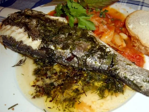 In Alufolie gegarter Wolfsbarsch - Rezept - Bild Nr. 3