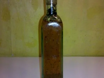 Essig: Gewürzessig â la Gudrun - Rezept