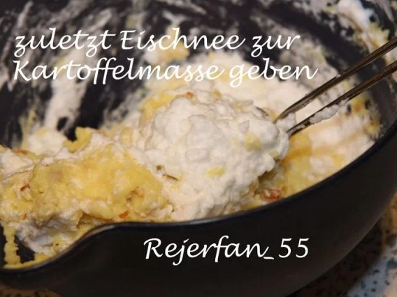 Kartoffelmuffins mit Röstzwiebeln - Rezept - Bild Nr. 4