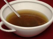 Zitronengrassuppe auf Beinscheibe - Rezept