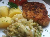 Schnitzel -- Spitzkohlgemüse und - Rezept