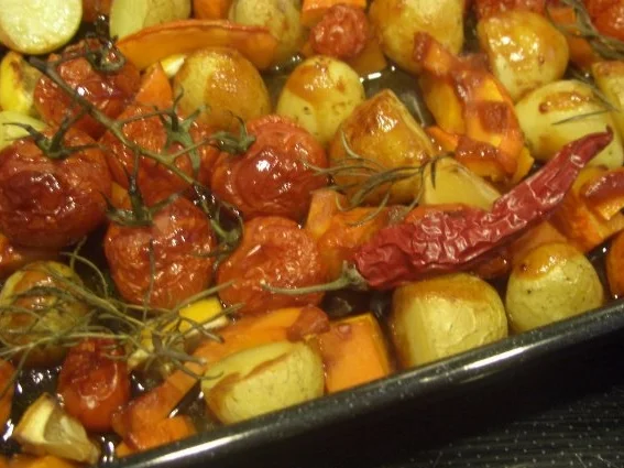 Hähnchen-Kartoffel-Tomaten-Pfanne........ - Rezept - Bild Nr. 3