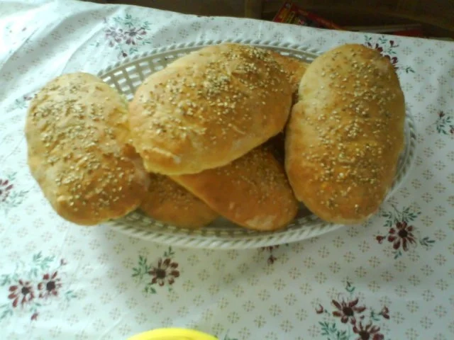 Rezept: Sesambrötchen Bild Nr. 2 Sesambrötchen - Rezept - Bild Nr. 2