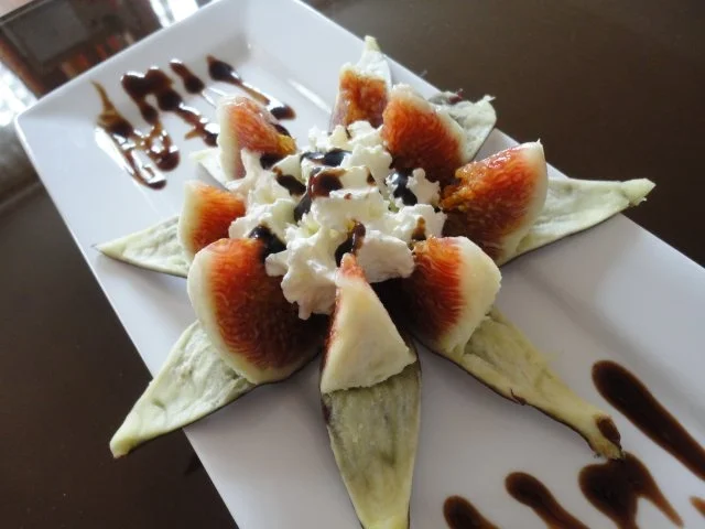 Rezept: Feigen Blümchen mit Balsamico Creme Bild Nr. 3 Feigen Blümchen mit Balsamico Creme - Rezept - Bild Nr. 3