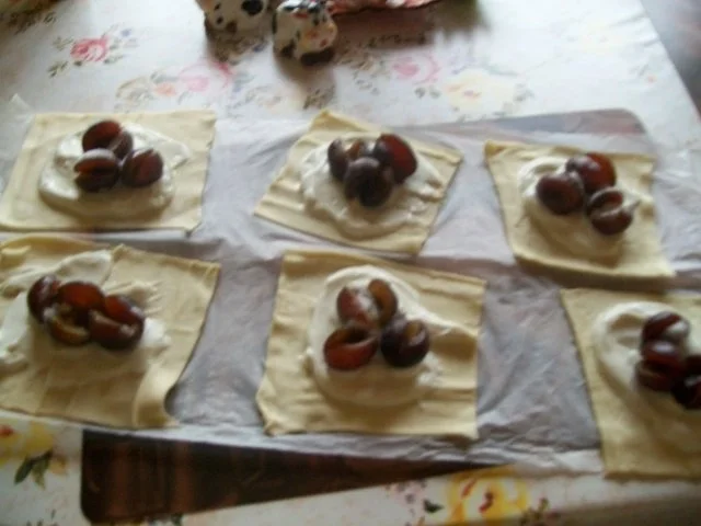 Irenes schnelle - Blätterteig -Taschen mit Zwetschgen und Quarkbelag - Rezept - Bild Nr. 4