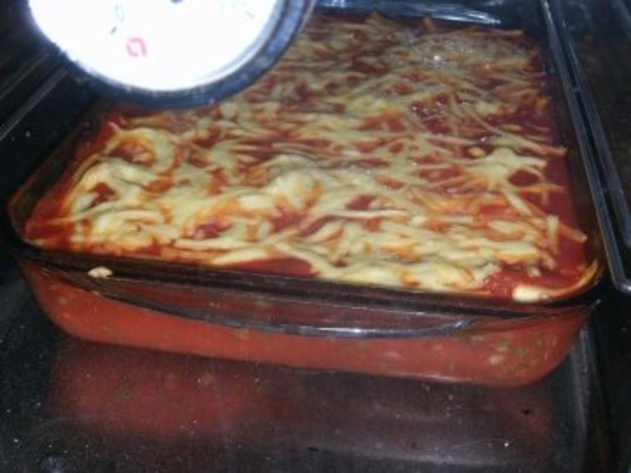 Cannelloni mit Hackfüllung in Tomatensoße - Rezept - kochbar.de