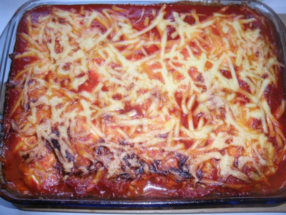 Cannelloni mit Hackfüllung in Tomatensoße - Rezept - kochbar.de