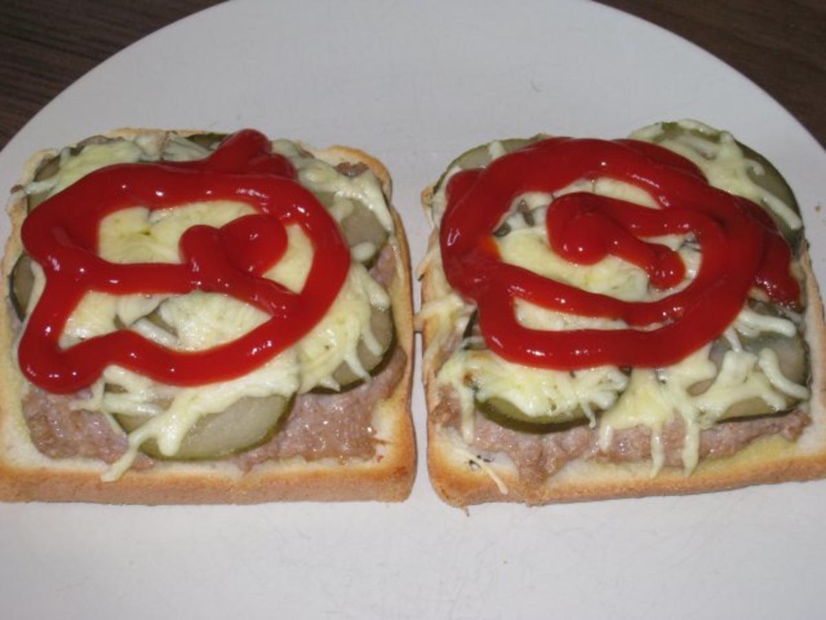 Mett-Toast schnell & jammi - Rezept