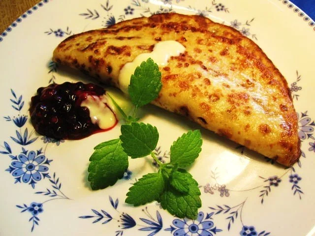 Rezept: Eierkuchen mit Vanillesoße ... Eierkuchen mit Vanillesoße ... - Rezept