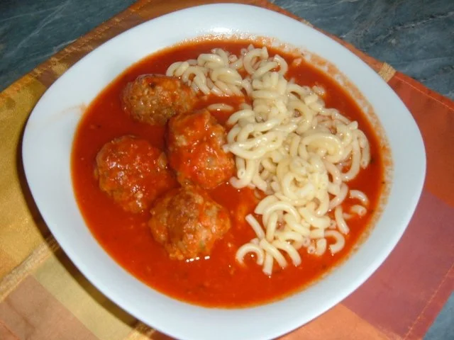 Hack : Fleischbällchen in Tomatensoße - Rezept - Bild Nr. 8