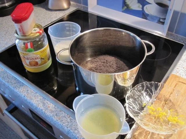 Rezept: Kürbis-Apfel-Zwetschken-Strudel mit Mohn Bild Nr. 3 Kürbis-Apfel-Zwetschken-Strudel mit Mohn - Rezept - Bild Nr. 3