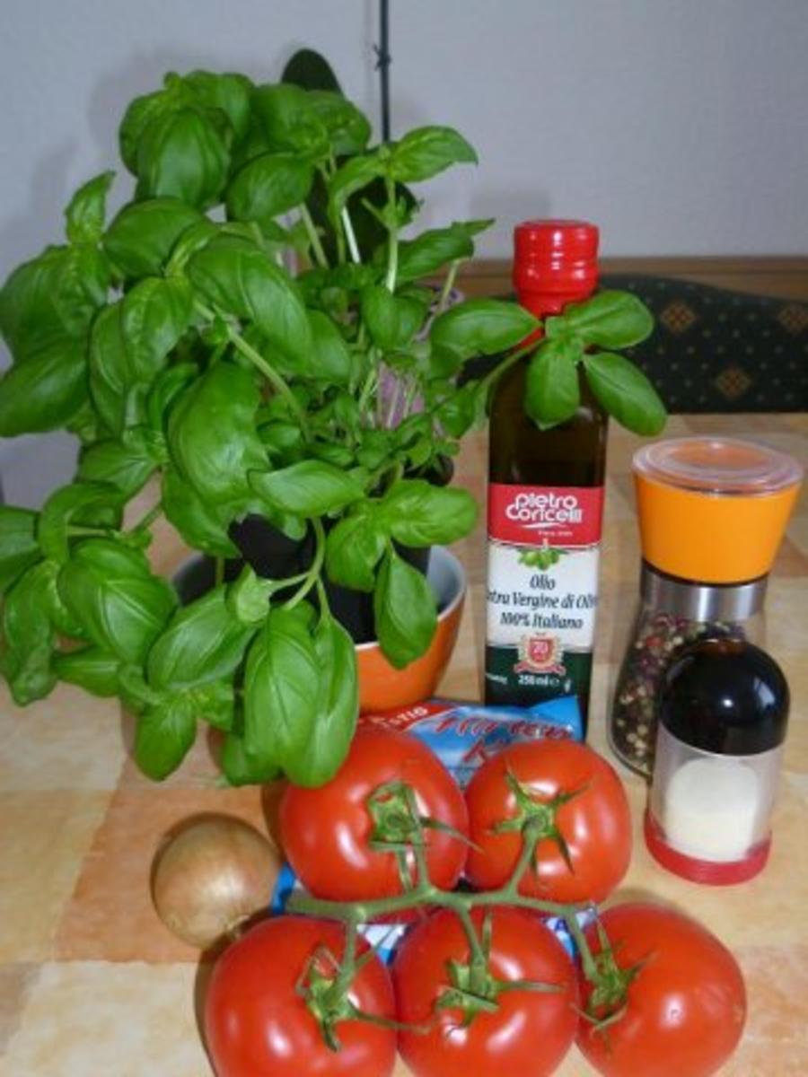 Gebackener Fetakäse mit Tomate - Rezept