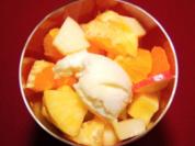 Frischer Obstsalat mit Zitronen-Sorbet (Roberto Blanco) - Rezept