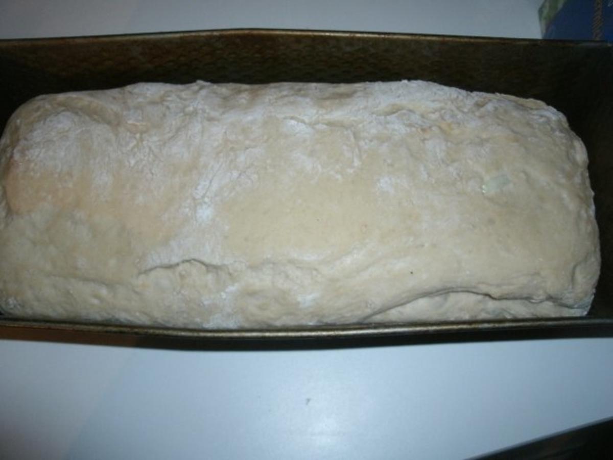 Dinkel- Buttermilch- Kastenbrot - einfach - 52 kcal/100g
