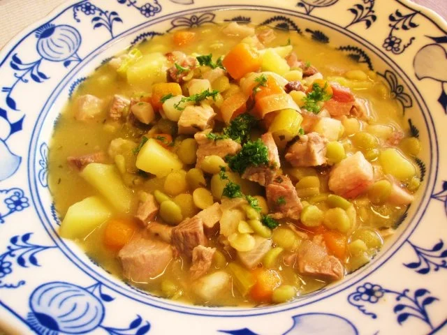 Eintopf mit grünen Schälerbsen ... - Rezept