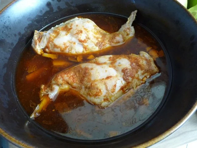 Kaninchen : Keulen in Knoblauchsoße aus dem Zaubertopf* - Rezept - Bild Nr. 6