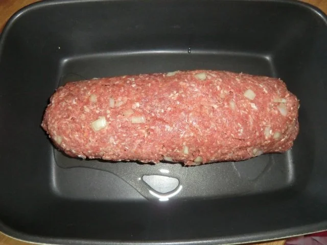 Hackrolle mit Basilikum und Feta gefüllt - Rezept - Bild Nr. 2