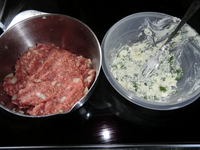 Hackrolle mit Basilikum und Feta gefüllt - Rezept - Bild Nr. 3