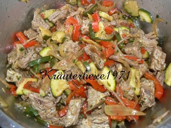 Rindfleischsalat a la Kräuterhexe - Rezept - Bild Nr. 2