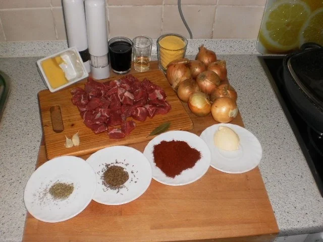 Tiroler Rindsgulasch auf cremiger Polenta - Rezept - Bild Nr. 2