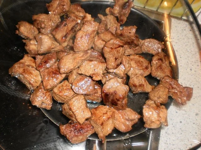 Tiroler Rindsgulasch auf cremiger Polenta - Rezept - Bild Nr. 7