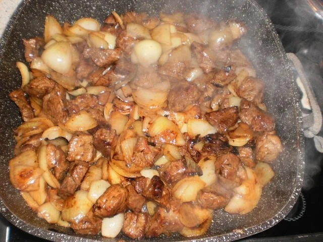 Tiroler Rindsgulasch auf cremiger Polenta - Rezept - Bild Nr. 10