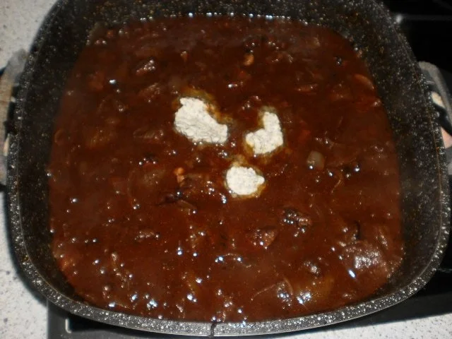 Tiroler Rindsgulasch auf cremiger Polenta - Rezept - Bild Nr. 15