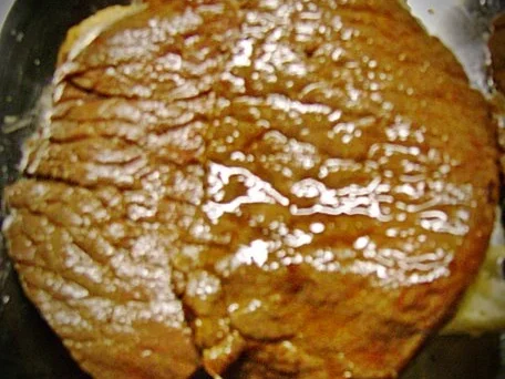 Fleisch: Gratiniertes  Minutensteak mit gemischten Pilzen - Rezept - Bild Nr. 6