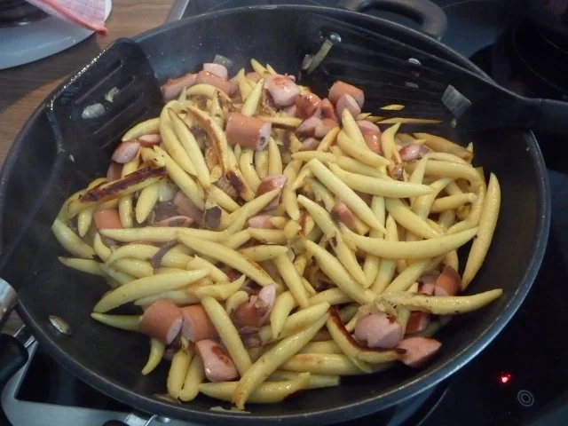 Fixe Küche : Gebratene Schupfnudeln mit Wiener Würstchen - Rezept - Bild Nr. 4