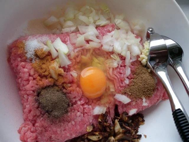 Rezept: Wirsingrouladen Bild Nr. 5 Wirsingrouladen - Rezept - Bild Nr. 5