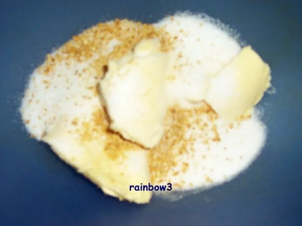 Rezept: Backen: Apfeltorte unter einer Erdnuss-Karamell-Decke Bild Nr. 3 Backen: Apfeltorte unter einer Erdnuss-Karamell-Decke - Rezept - Bild Nr. 3