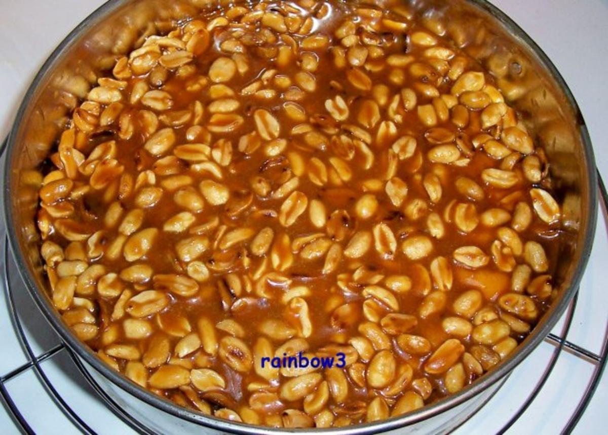 Backen: Apfeltorte unter einer Erdnuss-Karamell-Decke - Rezept - Bild Nr. 16