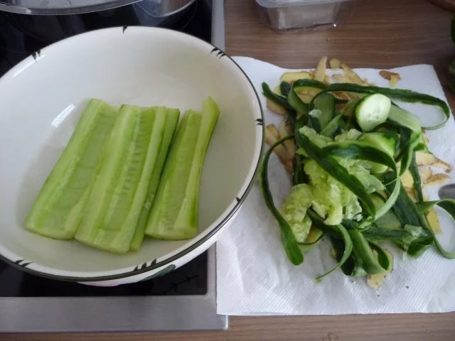 Rezept: Fixe Küche : Pizza - Fleischkäse an Salzkartoffeln und Salaten Bild Nr. 5 Fixe Küche : Pizza - Fleischkäse an Salzkartoffeln und Salaten - Rezept - Bild Nr. 5