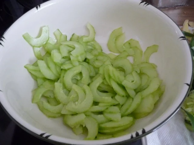 Rezept: Fixe Küche : Pizza - Fleischkäse an Salzkartoffeln und Salaten Bild Nr. 7 Fixe Küche : Pizza - Fleischkäse an Salzkartoffeln und Salaten - Rezept - Bild Nr. 7