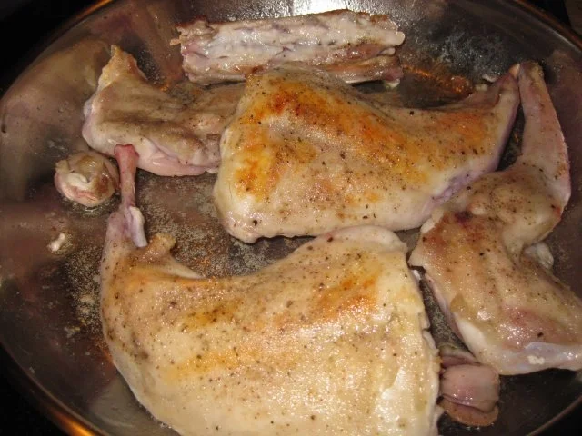 Kaninchen in Weisswein-Thymian-Sauce - Rezept - Bild Nr. 4