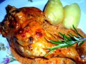 Fleisch: Hähnchenkeulen in Champignon - Tomatensahne - Rezept